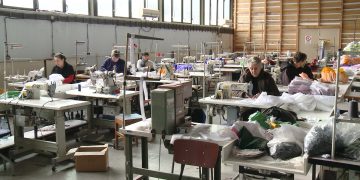 Boljevačka fabrika tekstila bori se za opstanak (VIDEO)