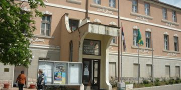 Novčana pomoć Opštine Knjaževac učenicima i studentima