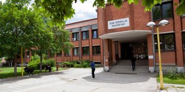 Radnici ZC Knjaževac sa gradjanima brane zaplenjene saninitete