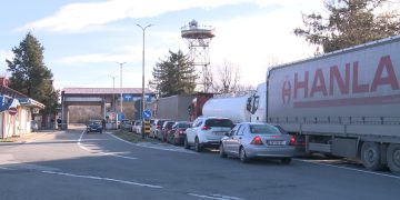 Teretni saobraćaj preusmeren na Granični prelaz Vrška čuka (VIDEO)