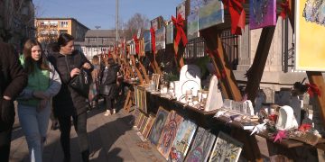 Praznik u “Ulici božićne radosti” (VIDEO)