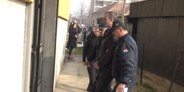 Optuženi za trostruko ubistvo u Knjaževcu: Kriv sam i kajem se (VIDEO)