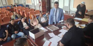 Gradskoj izbornoj komisiji u Zaječaru listu predala Koalicija za istočnu Srbiju – Saša Radulović Grljanac