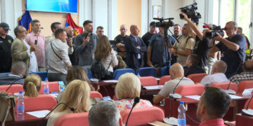 Opozicija čeka odluku Višeg suda o verifikaciji odborničkih mandata (VIDEO)