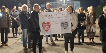 Podrška za Dijanu Hrku i iz Zaječara