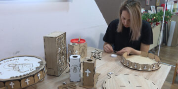 Aleksandrini unikatni drveni predmeti (VIDEO)