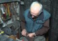 Jedan od poslednjih obućara u Zaječaru – Srbobran Pavlović (VIDEO)