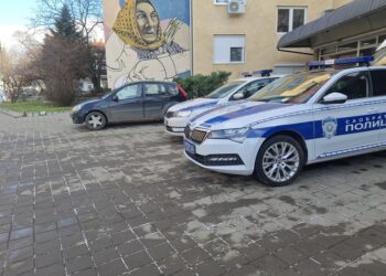 Apel policije za upotrebu zimske opreme