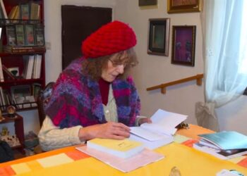 Gordana Rakočević iz Knjaževca stvara slike i knjige sa dušom (VIDEO)