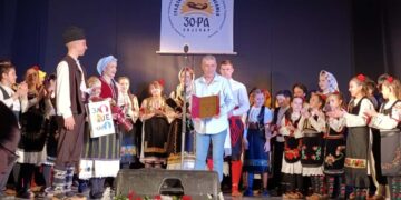 Korak lak: Godišnji koncert Gradskog folklornog ansambla “ZO-RA”