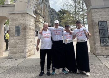 Od Bora do Hilandara za lečenje Une i Jane (VIDEO)