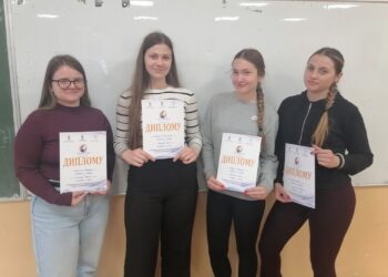 Gimnazijalke sjajne u poznavanju srpskog jezika