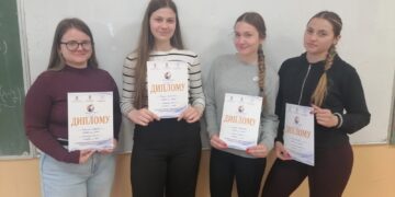 Gimnazijalke sjajne u poznavanju srpskog jezika