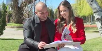 Romantičan trenutak na koncertu: prosidba pred hiljadama ljudi oduševila Zaječar (VIDEO)