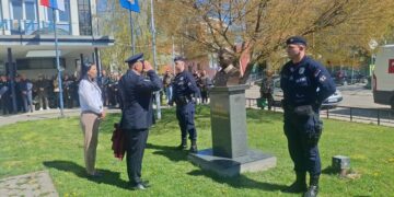 Otkrivena bista policajcu Ivanu Đurđevcu (VIDEO)