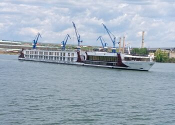 Kruzer “Ecellence Princess“ otvorio nautičku sezonu u Kladovu