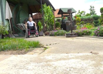 Svaka pomoć Tei znači korak bliže oporavku (VIDEO)