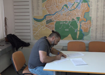 Opozicija u Zaječaru inicirala prikupljanje potpisa građana za zaštitu grada od rudarenja(VIDEO)