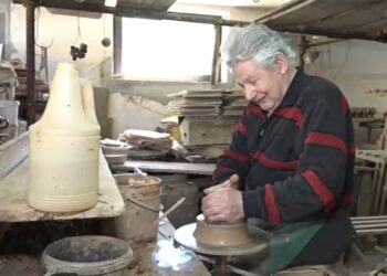 Majstor Velja Đorđević iz Zaječara više od sedam decenija čuva tradiciju grnčarstva (VIDEO)