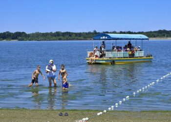 Kusjačka regata i uživanje kraj Dunava