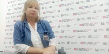 Suzana Stamenković, novinarka ZA MEDIA produkcije, dobitnica priznanja “Petar Lalović” VRMDŽA FEST-a
