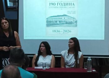 Predavanje “190 godina Gimnazije u Zaječaru – segmenti njene prošlosti” održano u biblioteci