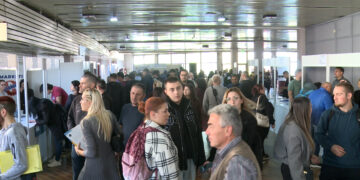Na Sajmu zapošljavanja u Boru ponuđeno više od 300 radnih mesta (VIDEO)