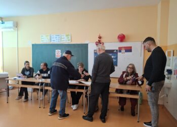 ZA MEDIA BLOG: Srbija bira – Parlamentarni izbori iz časa u čas ( foto + video)