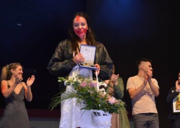 Anji Ćurčić “Zoranov brk” za ulogu Angele u “Crnom zlatu”